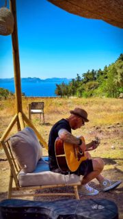 Gestern live an der Ermita Betlem mitten im
nirgendwo! 

Tracy Chapman
Talking bout a Revolution 

Mitten im Naturschutzgebiet an der Ermita Betlem liegt dieser wunderschöne Platz an dem hausgemachte Mallorquinische Leckereien präsentiert werden… ausschließlich mit Produkten von der Insel. 
Und dann noch mit so einem Ausblick… einfach nur fantastisch!

Demnächst gibt’s mehr dazu, seid gespannt! 

#Mallorca #livemusik #event #ermitaBetlem #tracychapman