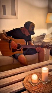 Jeden Tag ein wenig spielen gehört dazu… 
Unplugged & gechillt auf dem Sofa! 

Akustik Cover…
80 Millionen von Max Giesinger.

#cover #unplugged #80millionen #maxgiesinger #mallorca